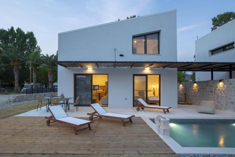 Seascape Villas Vassiliki - Beachfront Villas المظهر الخارجي الصورة