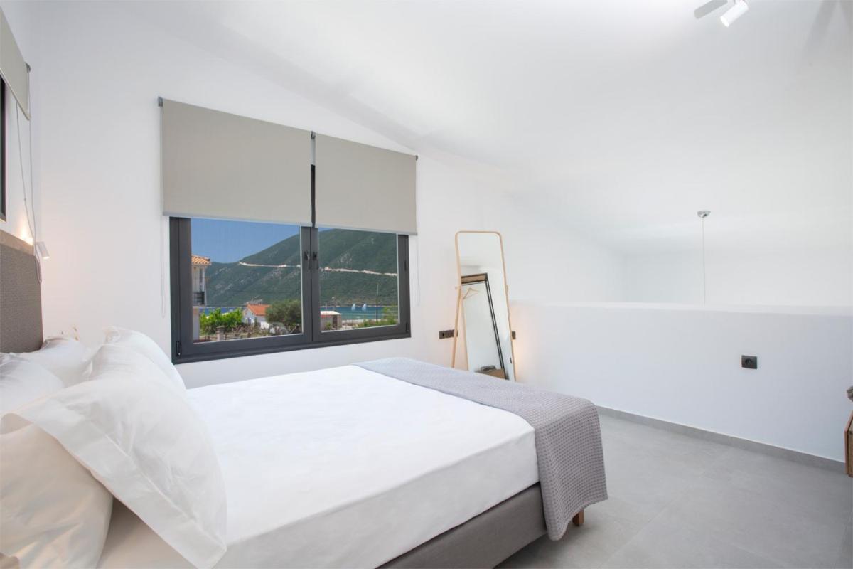 Seascape Villas Vassiliki - Beachfront Villas المظهر الخارجي الصورة