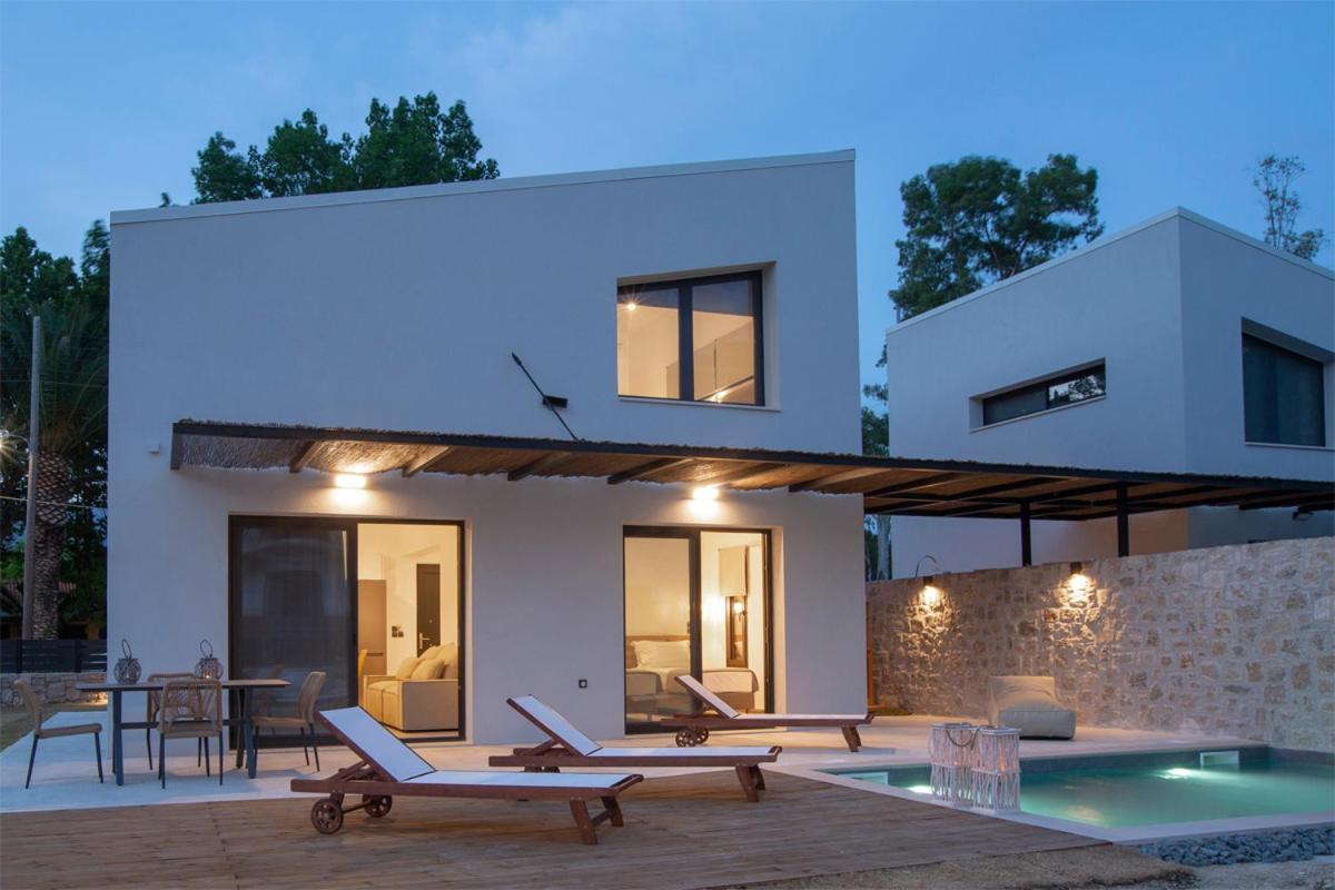 Seascape Villas Vassiliki - Beachfront Villas المظهر الخارجي الصورة