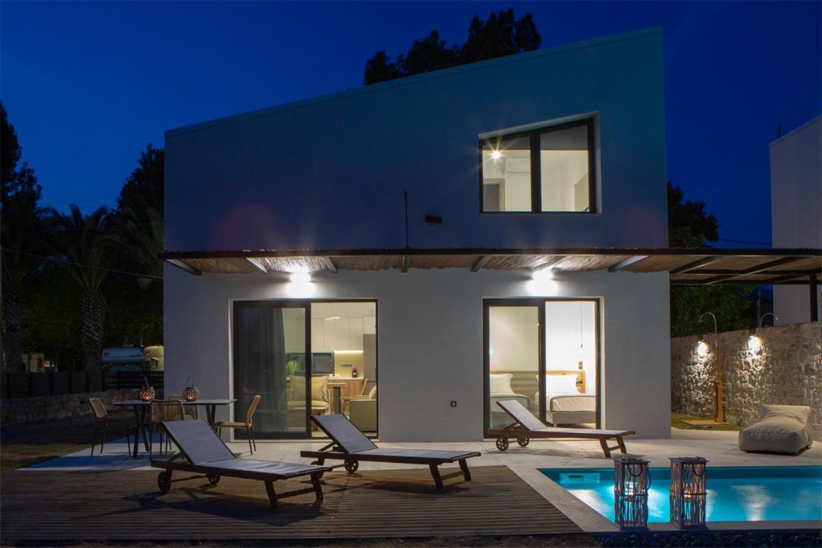 Seascape Villas Vassiliki - Beachfront Villas المظهر الخارجي الصورة